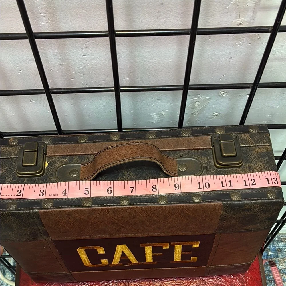 unbranded decorative box